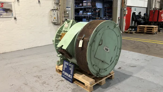 Image 4 of 10 - ABB - VTR354P11