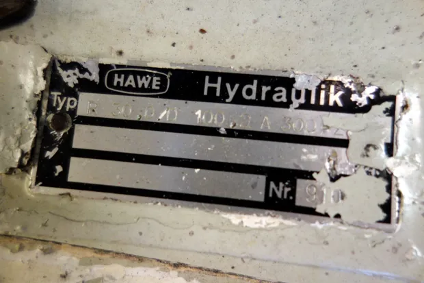 Image 4 of 5 - HS173