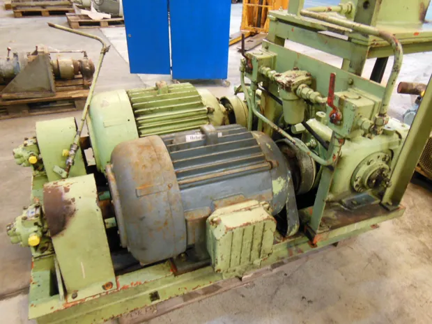 Image 2 of 3 - HP684