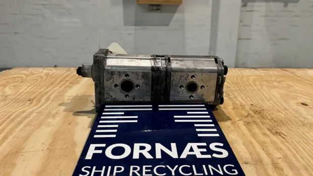 Image 1 of 9 - HP998