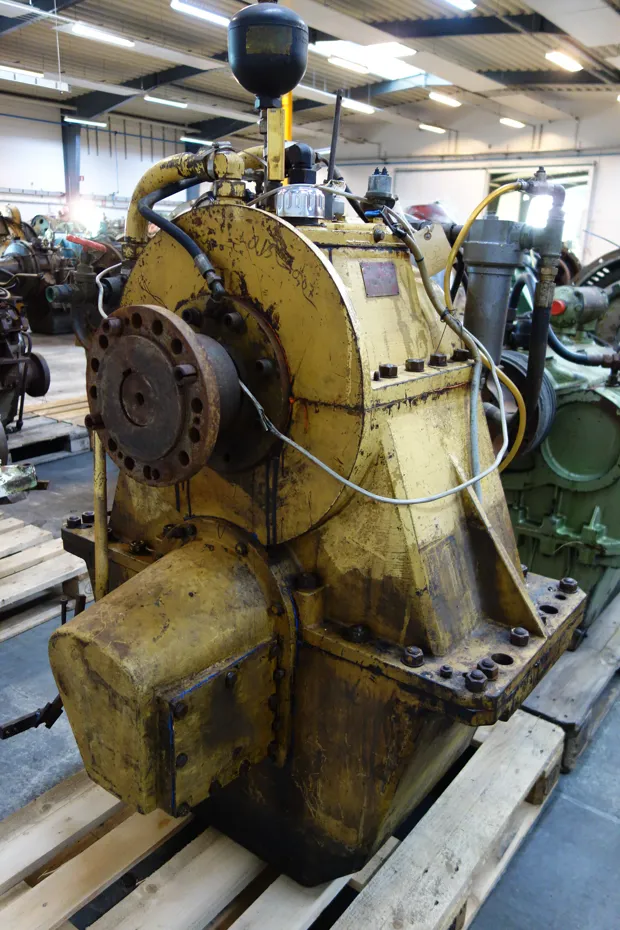 Image 1 of 3 - Fjellhamar - FMV 400F HC 63