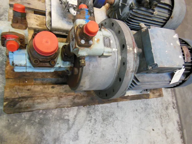 Image 2 of 3 - HP232