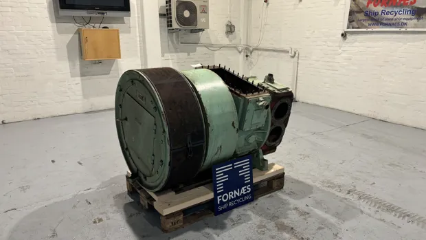 Image 6 of 10 - ABB - VTR304P11