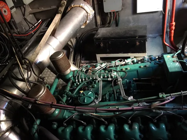 Image 8 of 11 - Mercedes - OM 424