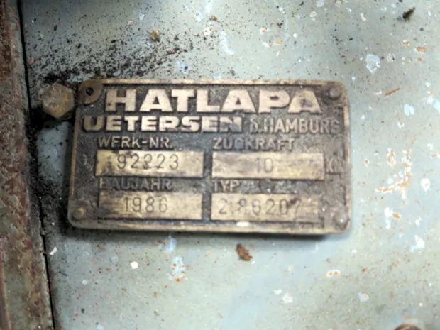 Image 3 of 3 - HS121