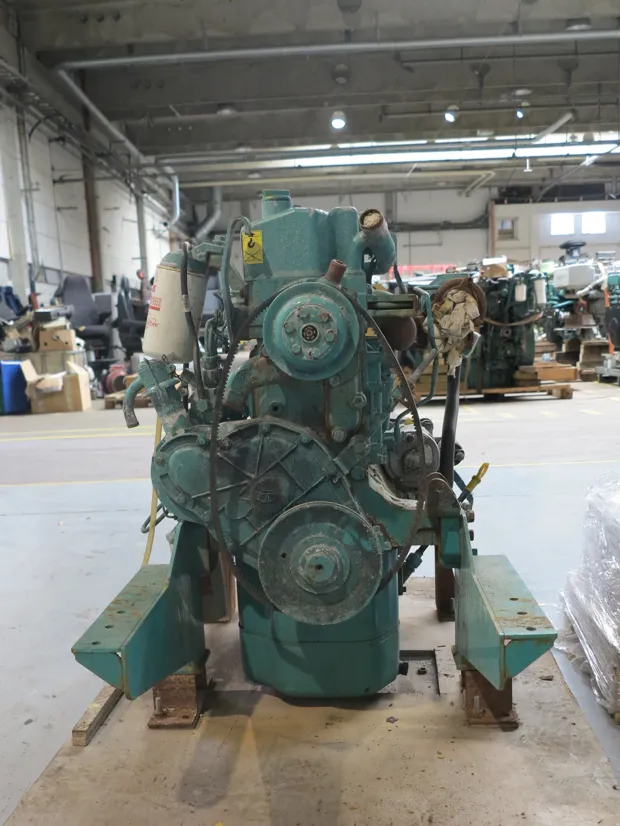 Image 3 of 5 - Cummins - S3.8G7