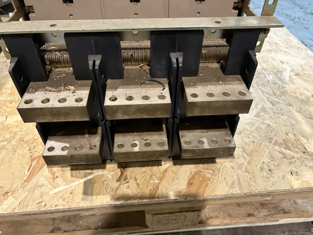 Image 6 of 6 - MERLIN GERIN - M20N1