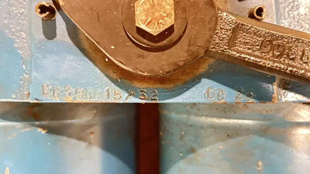 Image 5 of 9 - Vokes  - E6359915/32