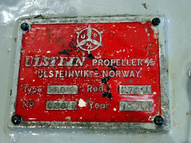 Image 3 of 3 - Ulstein - 220 AGSC