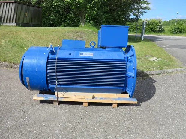 Image 1 of 4 - Marelli - BM5 400 LA4 V10