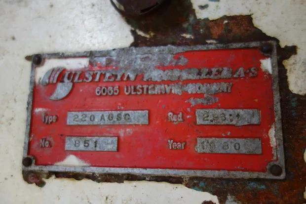 Image 5 of 5 - Ulstein - 220 AGSC