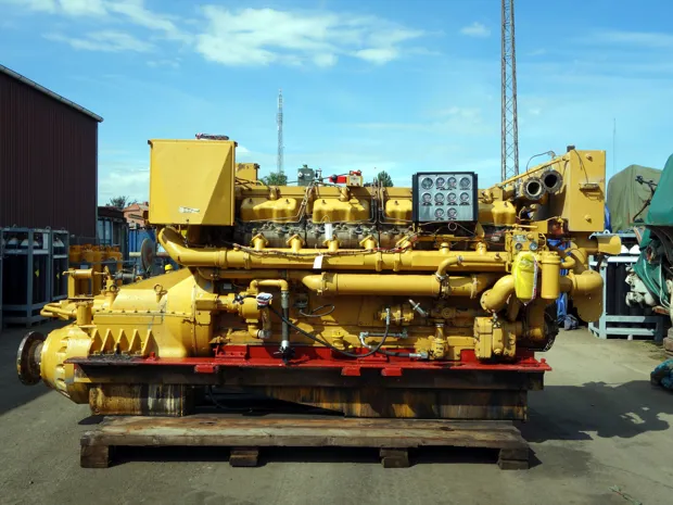 Image 1 of 6 - Caterpillar - D399 PC