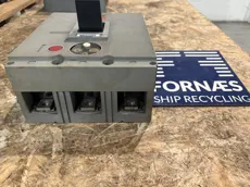 Merlin Gerin -  compact