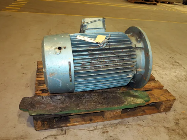 Image 1 of 3 - Sever - IZK250 M2