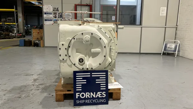 Image 4 of 9 - ABB - VTR 304-P11