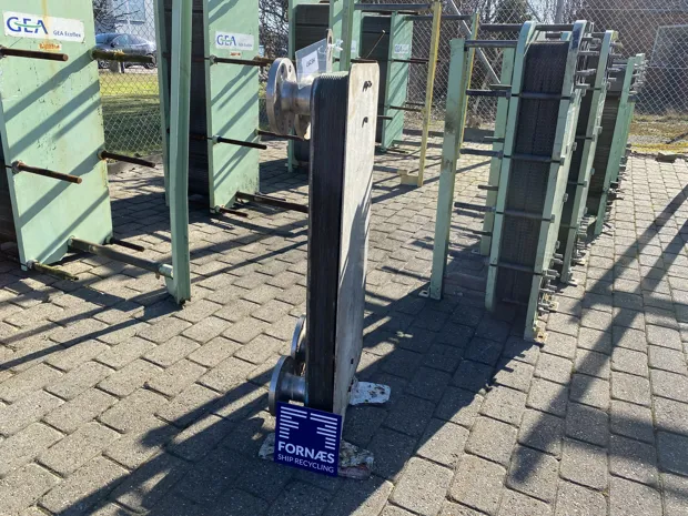 Image 2 of 5 - Alfa Laval - CB 300-28L