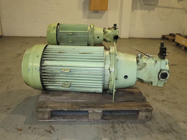 Image 1 of 8 - HP940