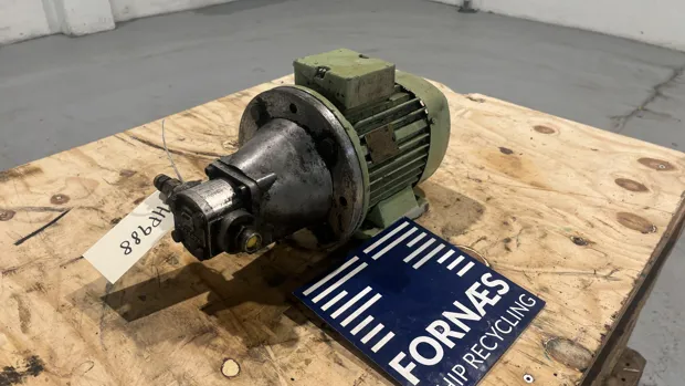 Image 2 of 10 - HP988