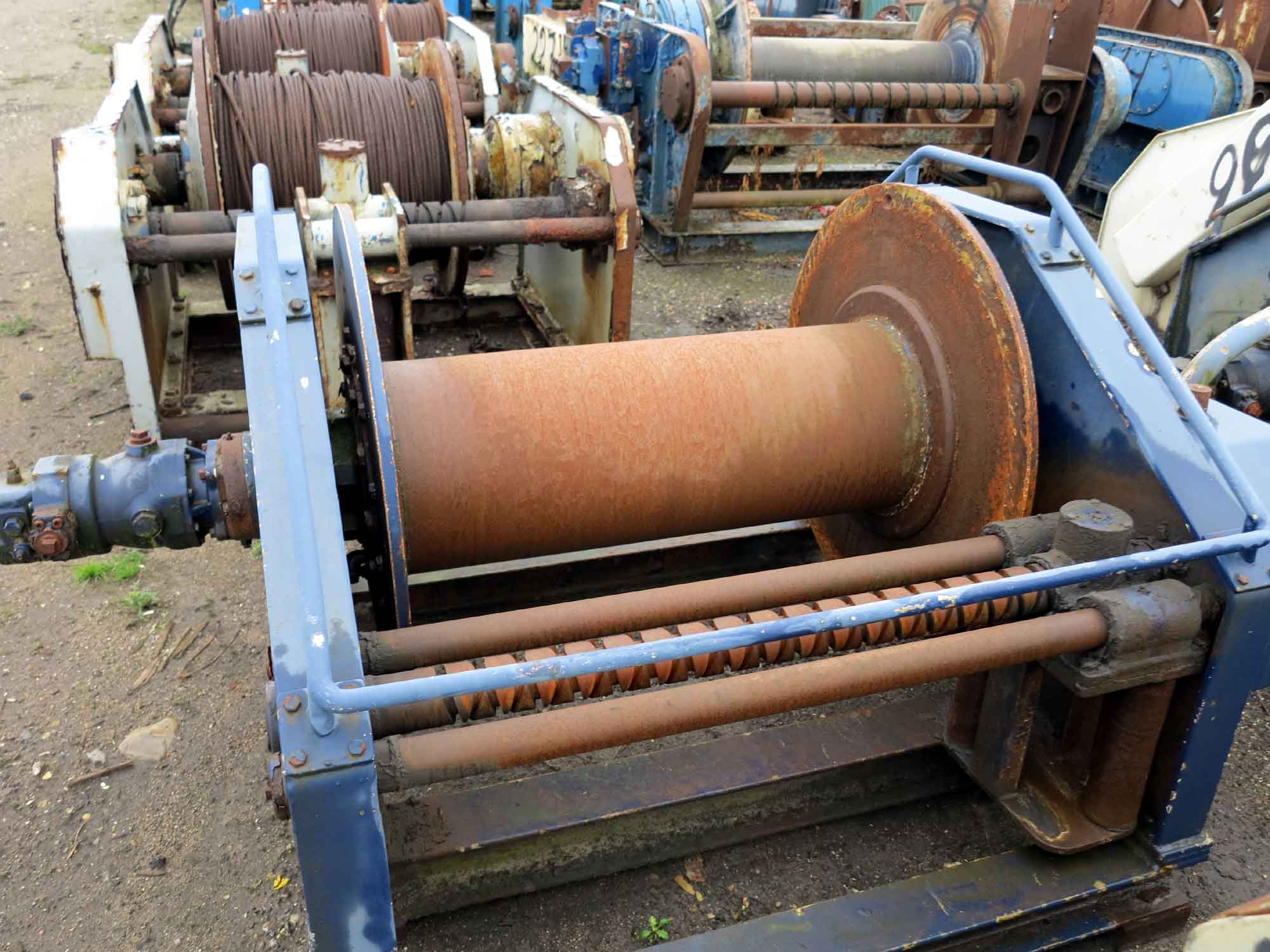Split winch