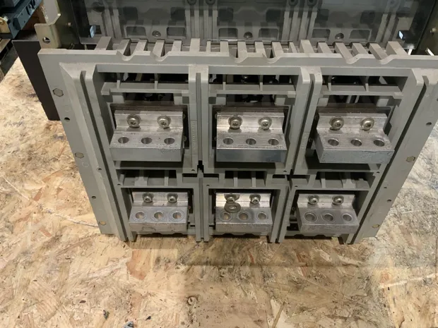 Image 3 of 3 - Merlin Gerin - NW12HA