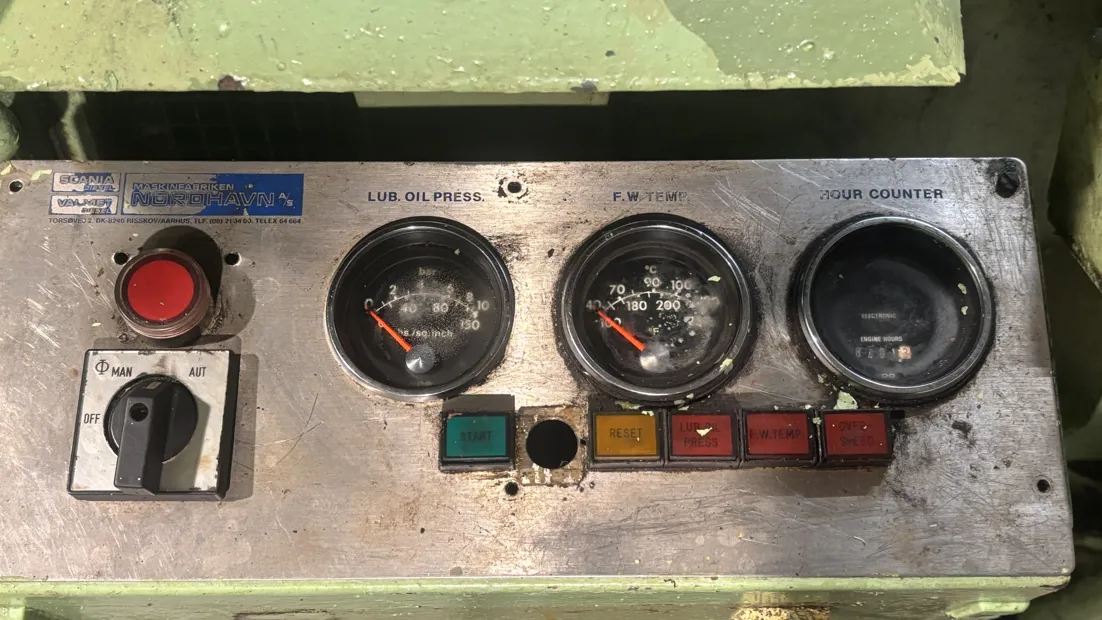 Image 10 of 14 - Scania