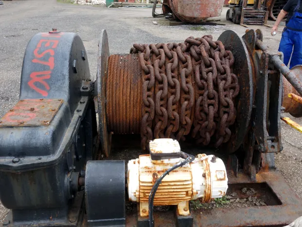 Image 2 of 5 - Anchor winch