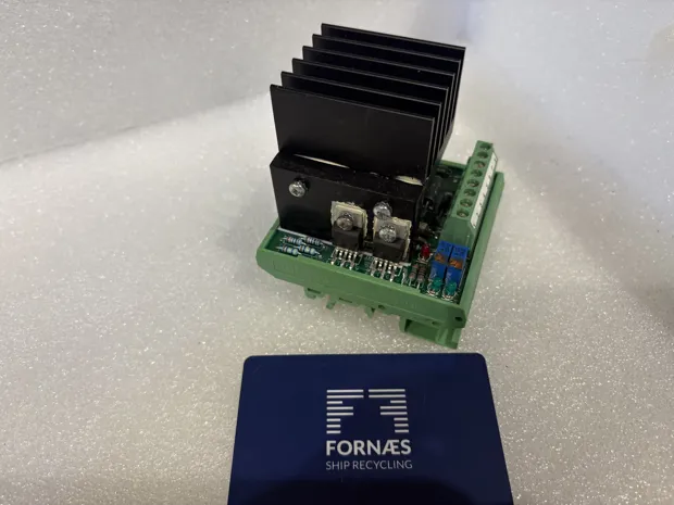 Image 3 of 3 - Rolls Royce Marine  - SCR-3