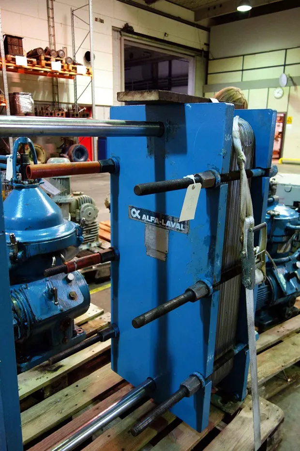 Image 3 of 3 - Alfa Laval - P32-HX