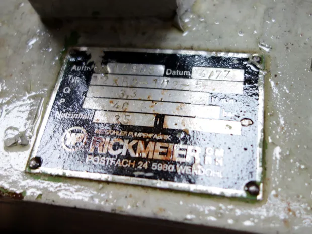 Image 4 of 4 - HS210