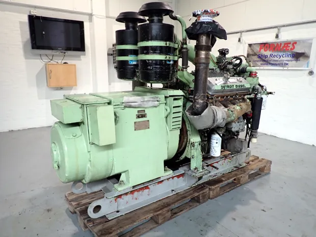 Image 4 of 5 - Detroit