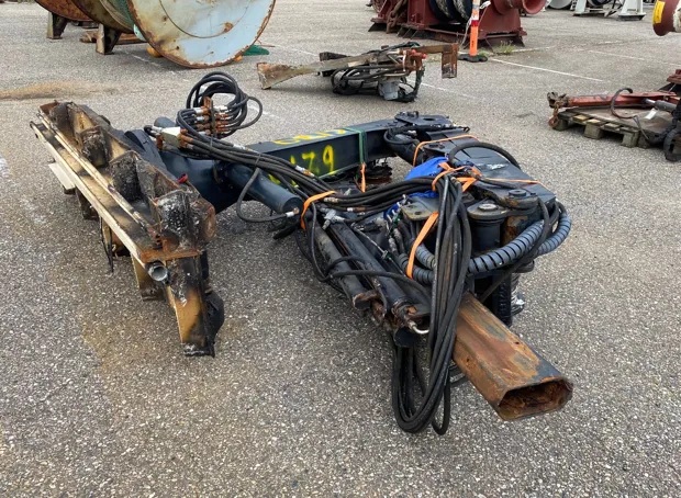 Image 1 of 6 - Foldekran