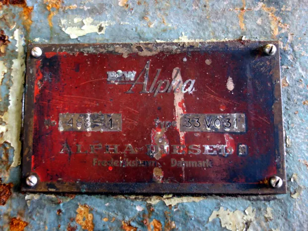 Image 2 of 2 - Alpha - 33 VO 31