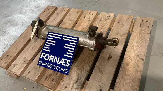 Image 1 of 5 - Bowman - EC140