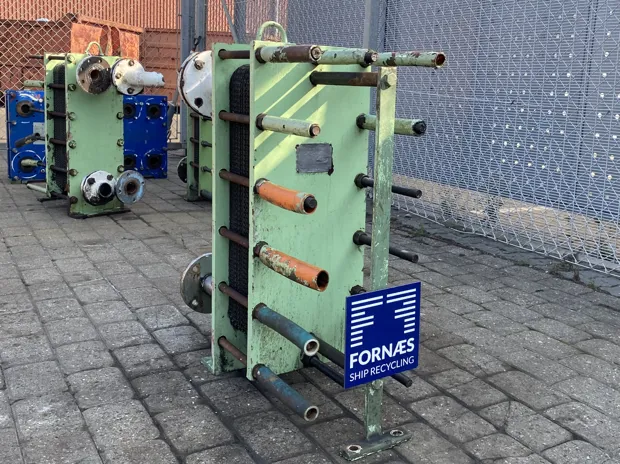 Image 4 of 5 - Alfa Laval - P.22H. 127-3333 N.T