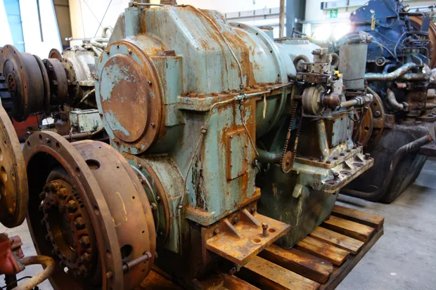 Image 6 of 20 - Volda Liaaen - AG 500C