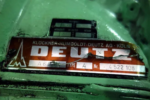 Image 4 of 4 - Deutz