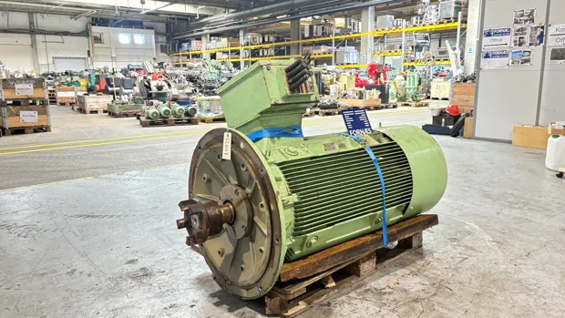 Image 2 of 8 - Lönne - 14BG 319-4AA96-Z 315L