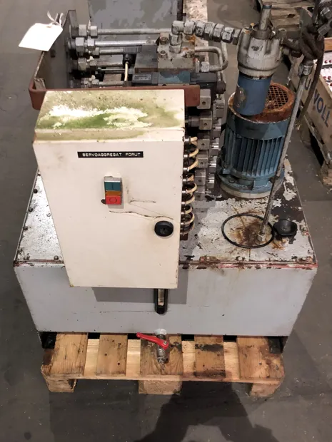 Image 1 of 6 - HS135