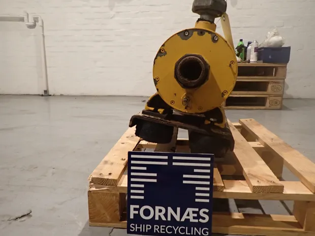 Image 3 of 6 - Desmi - S50-32-135N/A09