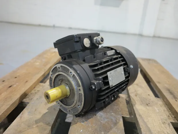 Image 2 of 3 - Hoyer Motors - HMA2-90S-4