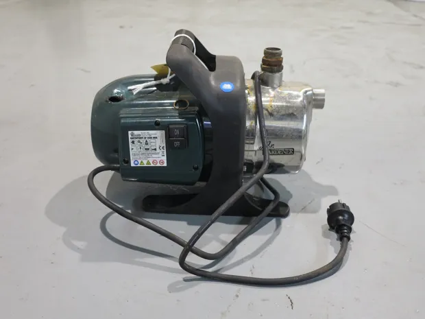 Image 2 of 5 - Mr. Gardener - Gartenpumpe GP 4600 INOX