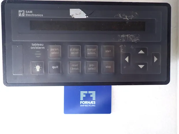 Image 1 of 3 - SAM Electronices - 271,135-586