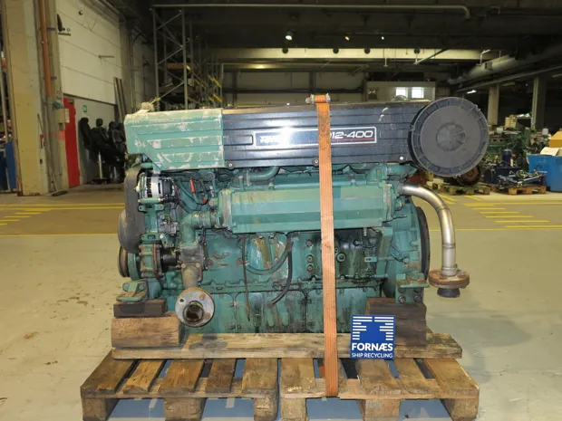Image 3 of 9 - Volvo Penta - D12D-B MH