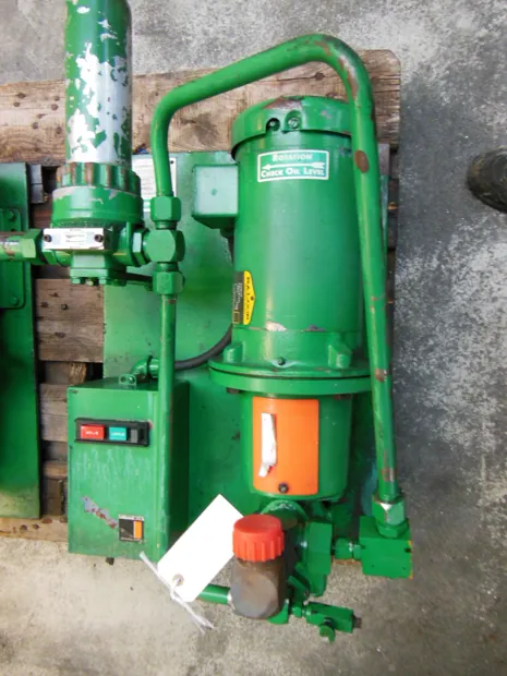 Image 2 of 3 - HP695