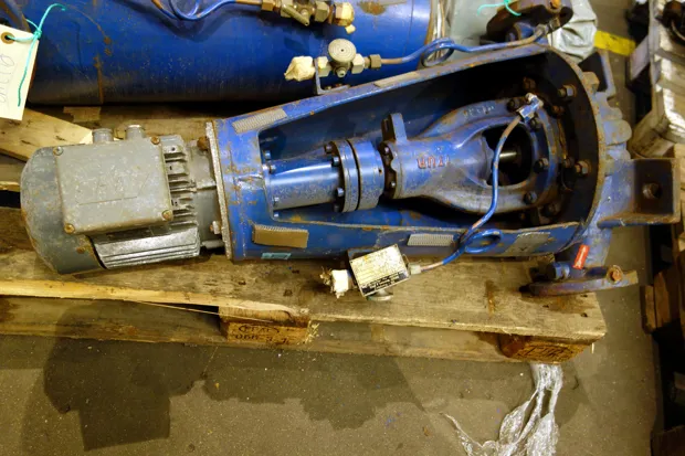 Image 2 of 5 - VN - IL 32/160