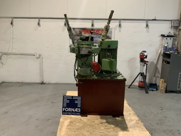 Image 4 of 7 - HS328