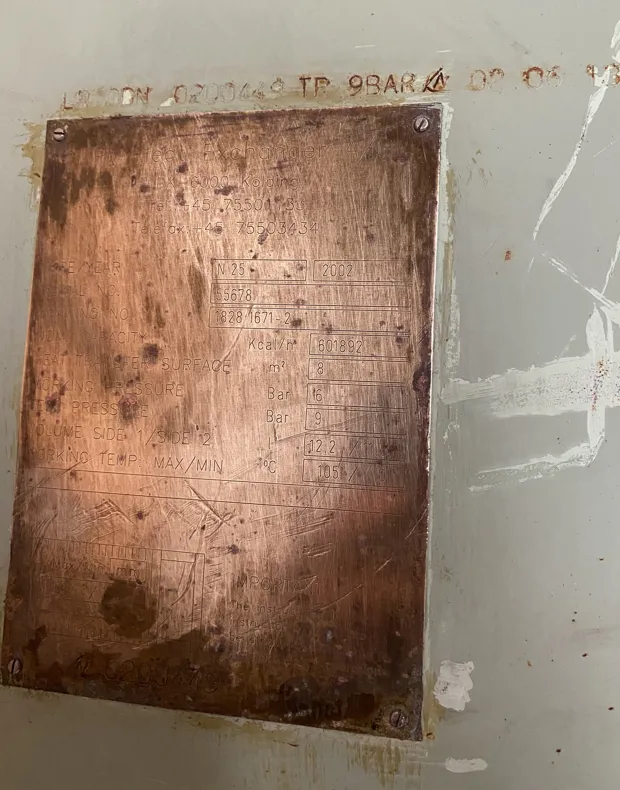 Image 2 of 6 - APV - N25