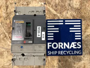 Merlin Gerin - Compact