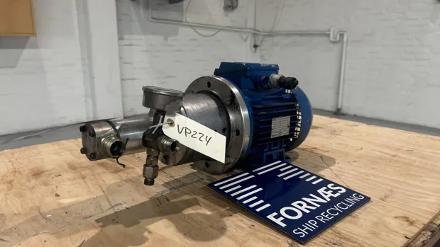 Image 2 of 8 - Oiltech - GR20-SMT16B-8L S1