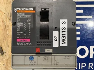 Merlin Gerin -  Compact